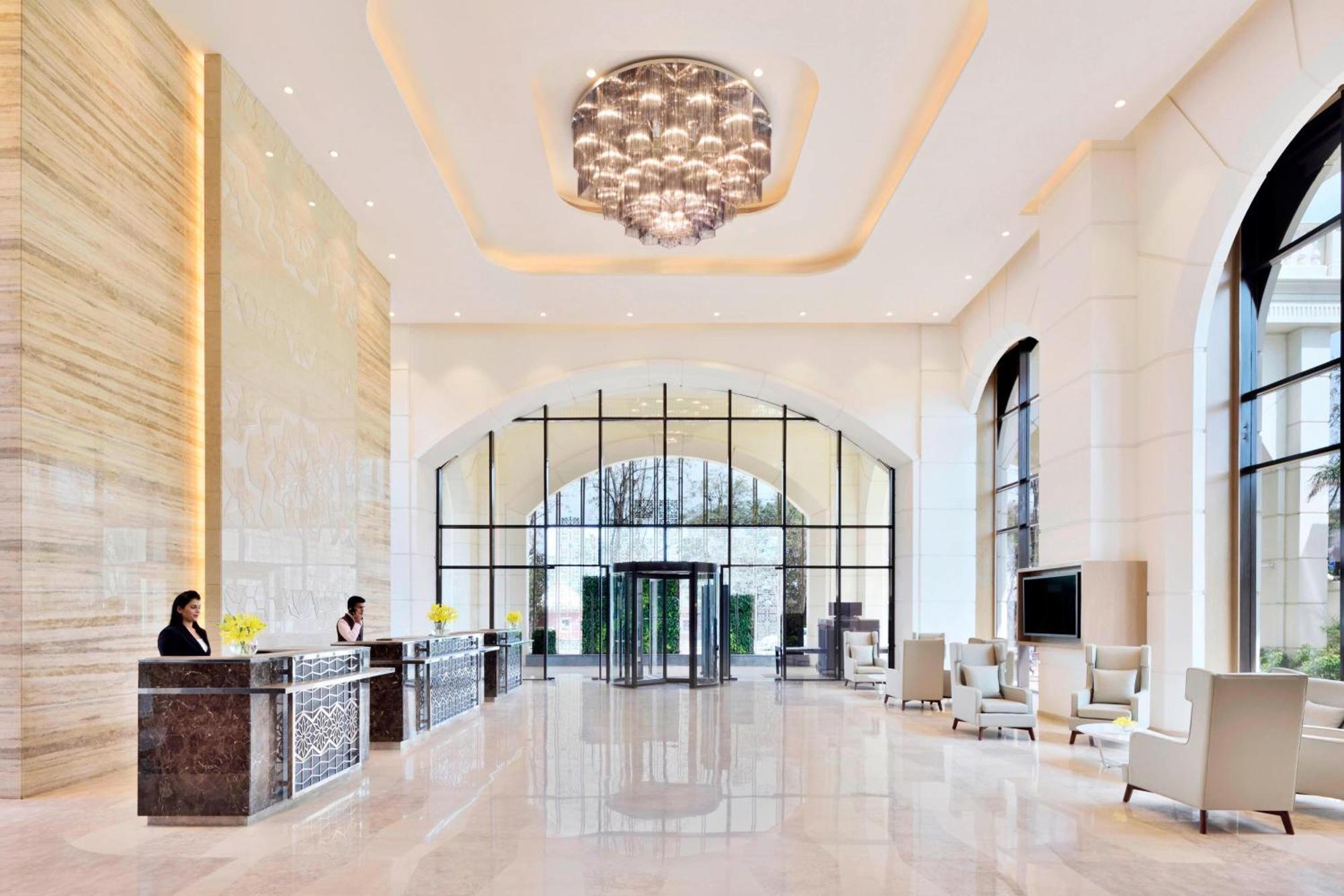 Courtyard By Marriott Bengaluru Hebbal Hotel Екстериор снимка