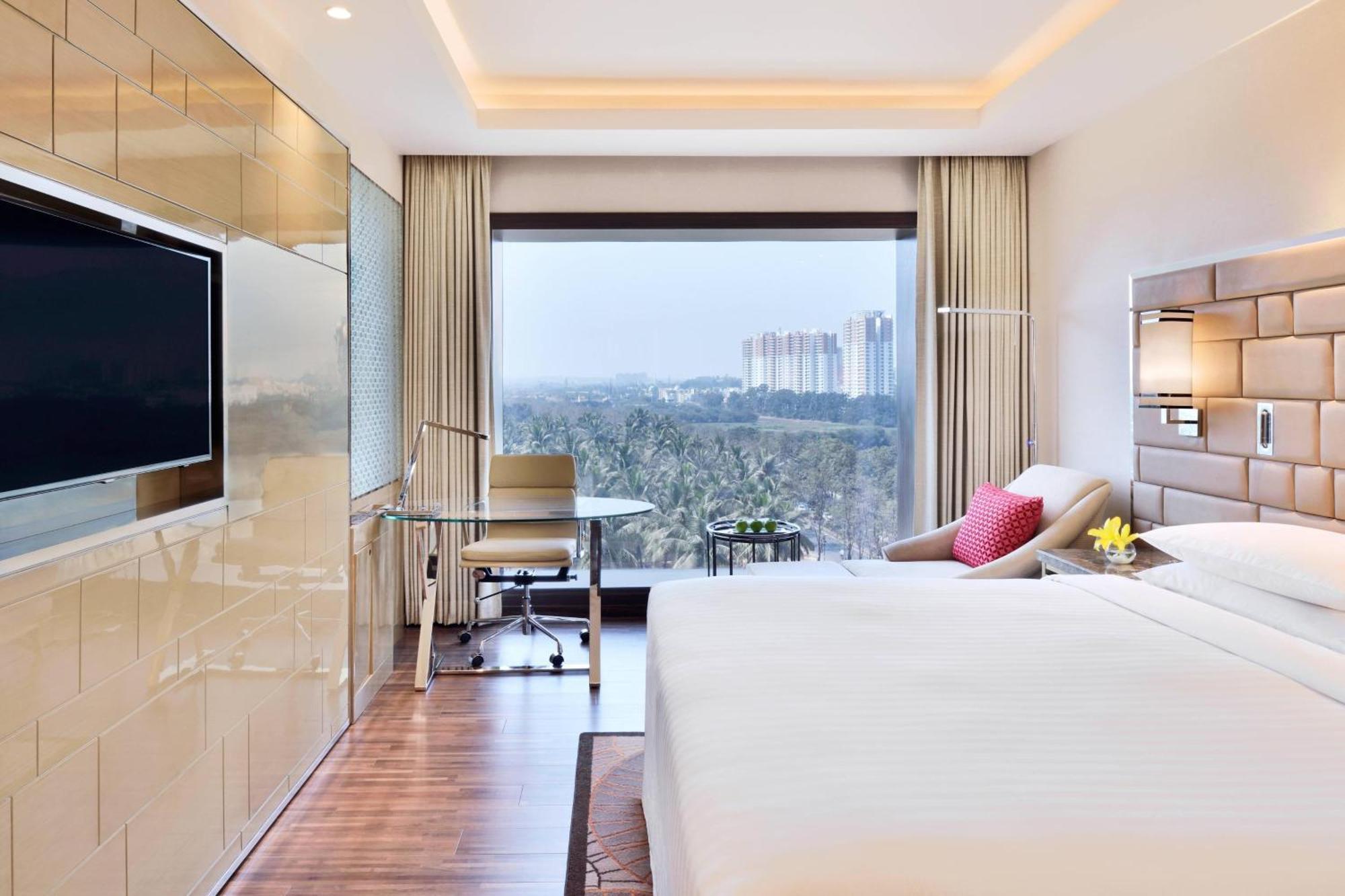 Courtyard By Marriott Bengaluru Hebbal Hotel Екстериор снимка